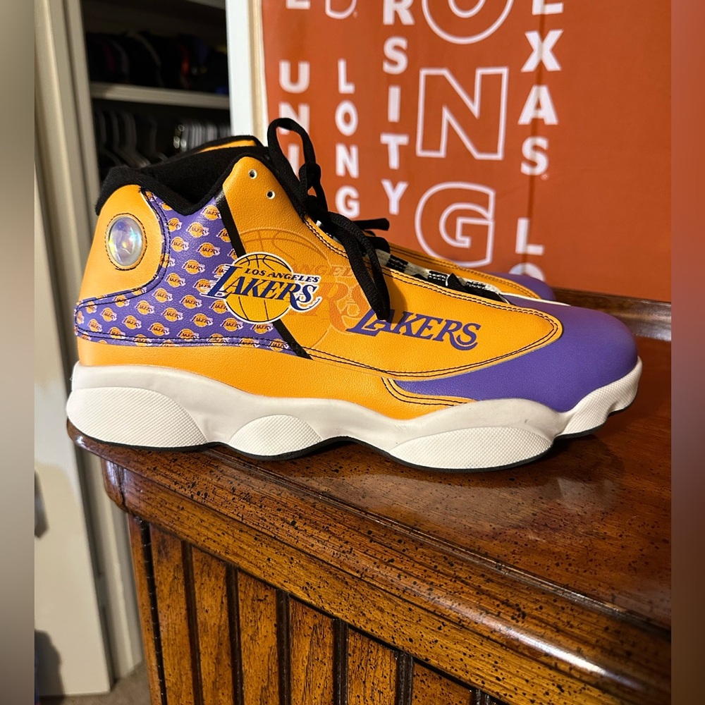 Vintage NBA Los Angeles Lakers “purple yellow” sneakers 00s size 13